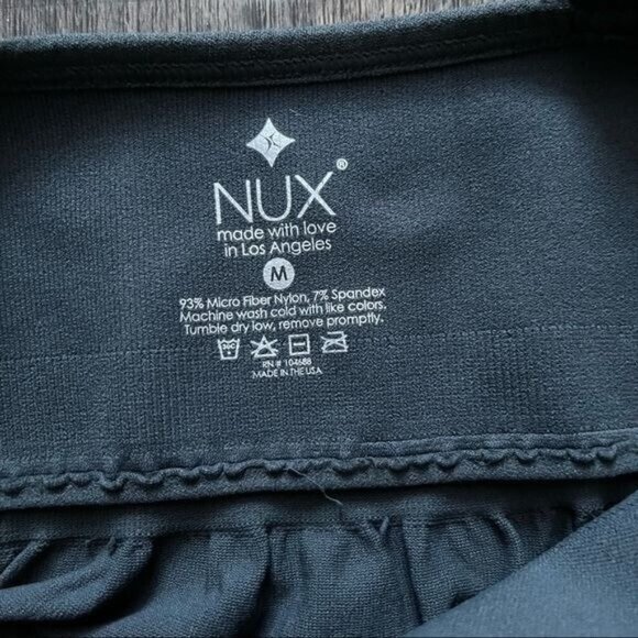 NUX Metallic Grey Athletic Top "Freedom Cami" Size M - Picture 5 of 6